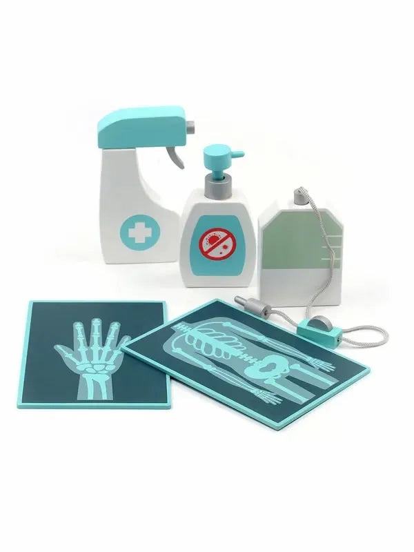 Children’s wooden doctor playset